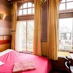 Nadia Hotel