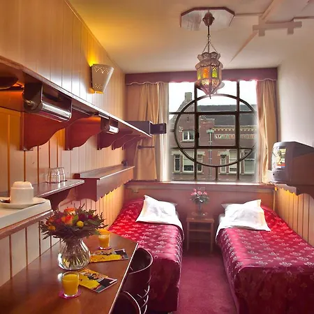 Nadia Otel Amsterdam