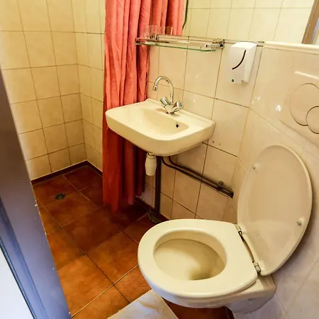 Otel Nadia