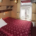 نادية 2* أمستردام