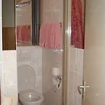 نادية أمستردام