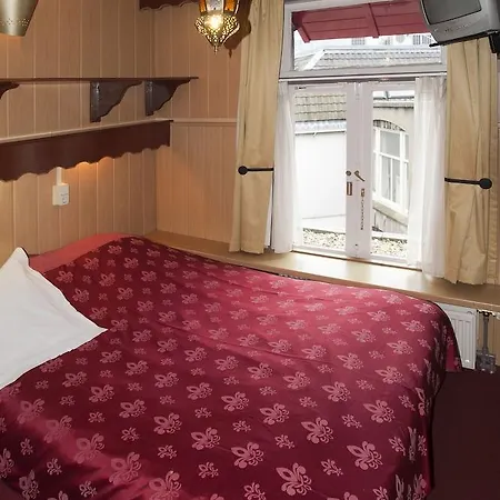 Nadia 2* Amesterdão