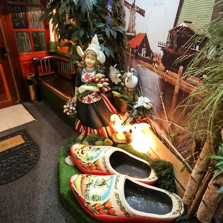 Nadia Otel
