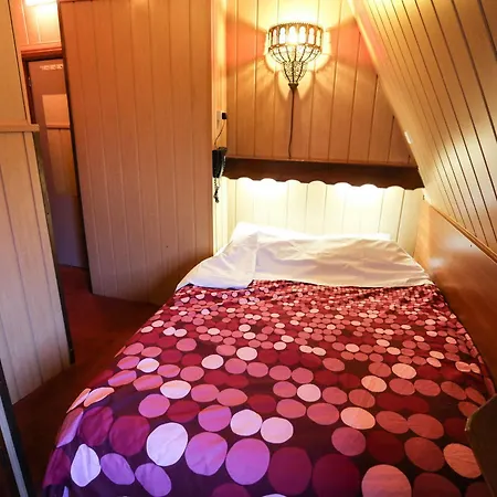 Hotel Nadia